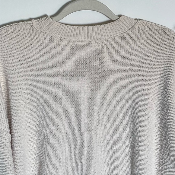 Abercrombie & Fitch Cream Oversized Crewneck Sweater  - 35618 - Picture 11 of 15